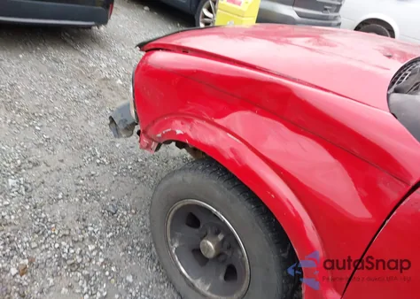 2000 GMC Sonoma Sls из США, поврежденный, VIN 1GTCS19W7YK104411